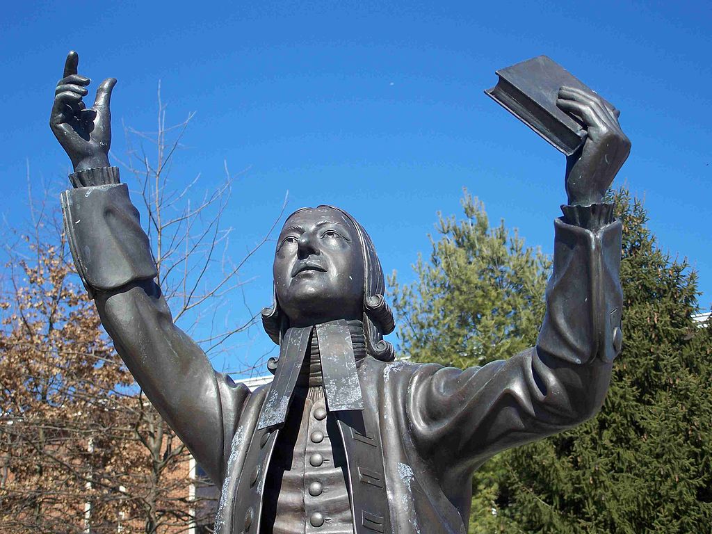 Asbury Seminary statue of John Wesley.