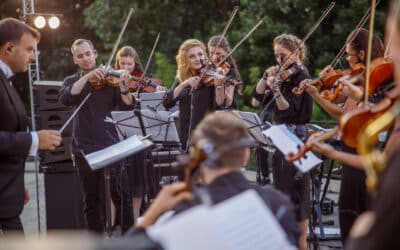 A Sweet Symphony: Aligning Roles With an External Marketing Team