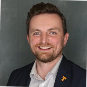 Spenser Smith shares his best gen z marketing strategies in this podcast episode. 